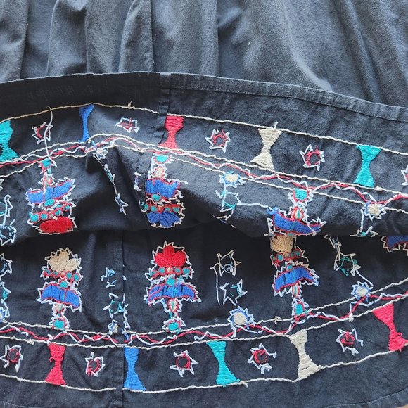 Vintage Raiment Fashions Embroidered A-Line Skirt Elastic Waist Pocket Black - Picture 7 of 10